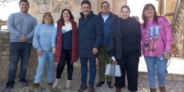 Los Libros Viajan por la Provincia lleva la presentación de Mikel Santiago a Arcas con la participación de más de 200 personas