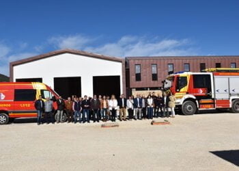 Los parques de bomberos de Cañete y Priego están al 80 por ciento de ejecución y estarán finalizados en dos meses
