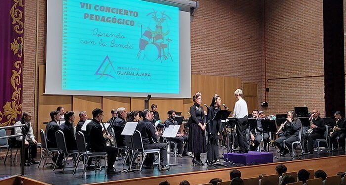 Más de 800 escolares han participado en el VII Concierto Pedagógico de la Banda de la Diputación de Guadalajara 1 Más de 800 escolares han participado en el VII Concierto Pedagógico de la Banda de la Diputación de Guadalajara