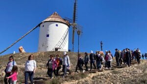 Mota del Cuervo reúne a más de 400 senderistas en la ruta de los ‘7000PasosX’ por un estilo de vida saludable