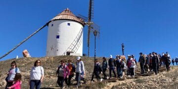 Mota del Cuervo reúne a más de 400 senderistas en la ruta de los ‘7000PasosX’ por un estilo de vida saludable