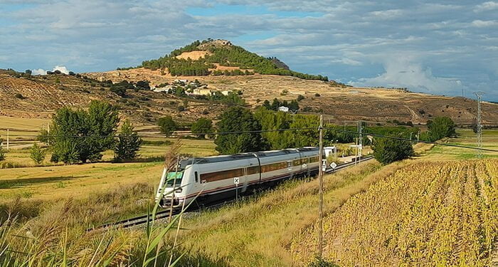 Once ayuntamientos recurren ante el Tribunal Supremo el acuerdo de clausura del tren Madrid-Cuenca-Valencia