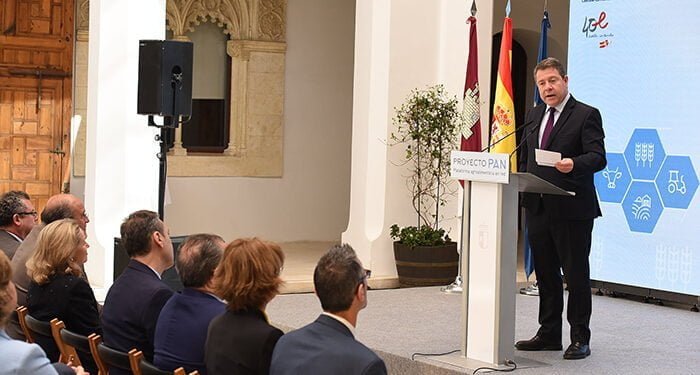 Page avanza ayudas por valor de más de 16 millones de euros “para el sector agrario y ganadero” de Castilla-La Mancha