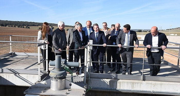 Page “Hoy colocamos en pie de igualdad a los habitantes de Ciudad Real, de Cuenca, de Toledo o de Albacete, con los de Murcia, Alicante, Valencia o Almería”