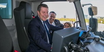 Page se muestra orgulloso de que la inversión extranjera en Castilla-La Mancha se haya multiplicado por mil desde el año 2015