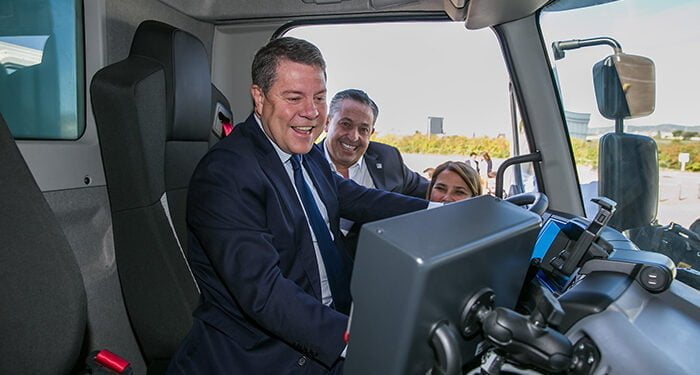 Page se muestra orgulloso de que la inversión extranjera en Castilla-La Mancha se haya multiplicado por mil desde el año 2015