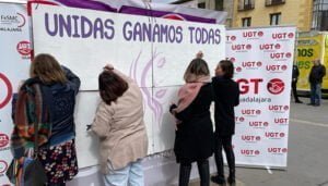 Pintada reivindicativa en Guadalajara con motivo del 8M