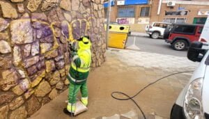 Portillo califica la actitud de la candidata del PP de “pueril” y le recuerda que el plan de limpieza de pintadas se aprobó en el Pleno de octubre