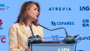 Raquel Sánchez sitúa al ferrocarril en el centro de las políticas de descarbonización del transporte y la movilidad sostenible