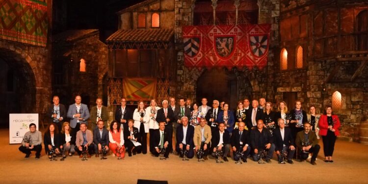 ADEL, premio a la Promoción Territorial por su labor en la Sierra Norte en el Foro de Desarrollo Rural 1 ADEL, premio a la Promoción Territorial por su labor en la Sierra Norte en el Foro de Desarrollo Rural