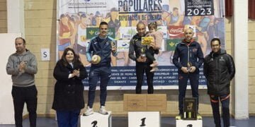 Rosario Gómez y Jesús Montejano triunfan en Casasimarro y ya lideran el Circuito de Carreras Populares