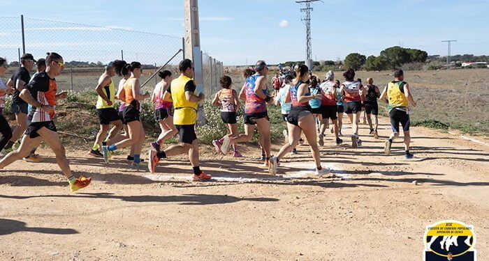 Rosario Gómez y José Antonio Hernández se coronan en la Carrera Popular de El Peral 1 Rosario Gómez y José Antonio Hernández se coronan en la Carrera Popular de El Peral