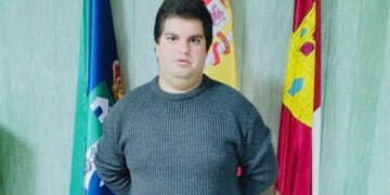 Samuel Mondéjar reafirma su compromiso con los vecinos y optará a su reelección  como alcalde de Casas de Benítez