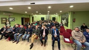 Sánchez Albendea pide a los nazarenos unidad y trabajo para “mantener la identidad de la gran Semana Santa que tenemos”