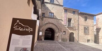 Sigüenza ya cuenta con nueva señalización turística
