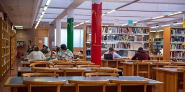 Un total de 215 estudiantes recibirán las ayudas establecidas por la UCLM para situaciones especiales