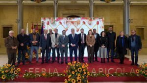 Vega destaca que la Feria Apícola de Pastrana sigue siendo la más veterana, prestigiosa e innovadora