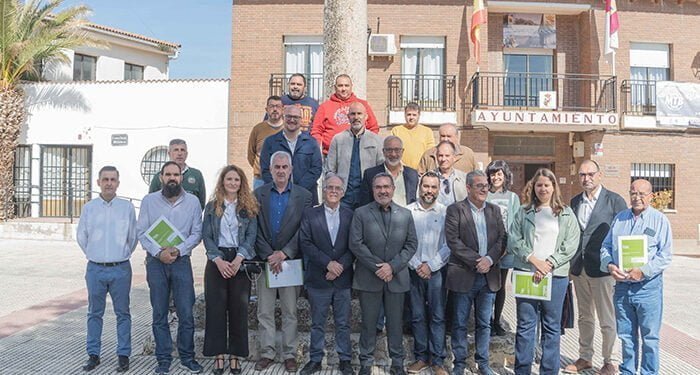 ADAC firma 28 contratos para pequeñas infraestructuras y mantenimiento del patrimonio en los municipios con una inversión de 418.000 euros 1 ADAC firma 28 contratos para pequeñas infraestructuras y mantenimiento del patrimonio en los municipios con una inversión de 418.000 euros