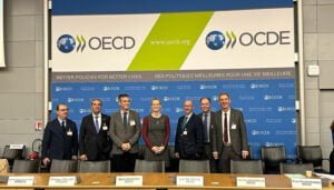 Antonio Román participa en París en la Red Parlamentaria global de la OCDE en representación del Senado