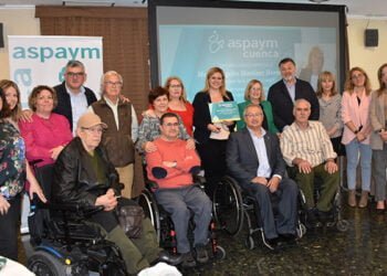 ASPAYM reconoce en su 25 aniversario a la delegada de la Junta en Cuenca “por su trabajo en favor de las personas con discapacidad” ASPAYM reconoce en su 25 aniversario a la delegada de la Junta en Cuenca “por su trabajo en favor de las personas con discapacidad”