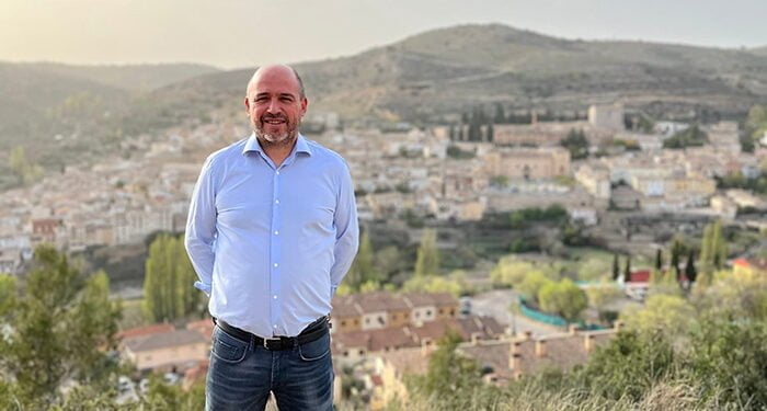 Carlos Largo será el candidato a la Alcaldía de Pastrana por el Partido Popular 1 Carlos Largo será el candidato a la Alcaldía de Pastrana por el Partido Popular