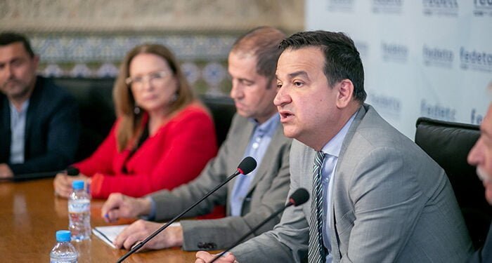 Castilla-La Mancha aprueba 15 millones de euros en ayudas a la avicultura de puesta para adaptar sus instalaciones