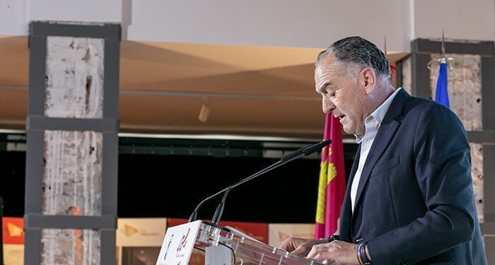 El autobús diario con salida de Madrid a Tarancón a las 22:00 horas se retoma a partir del 17 de abril 1 El autobús diario con salida de Madrid a Tarancón a las 2200 horas se retoma a partir del 17 de abril