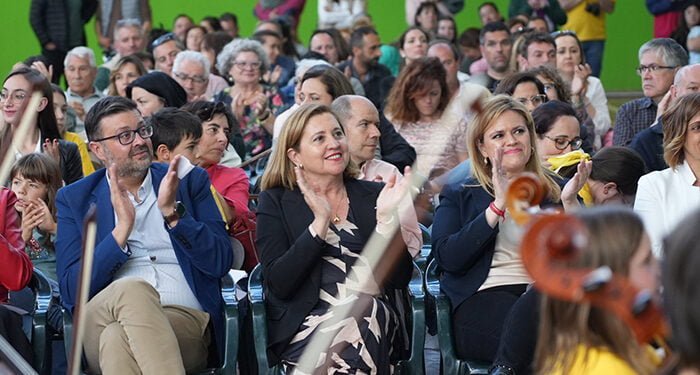 El CEIP ‘Federico Muelas’ de Cuenca acoge el II Encuentro Regional de Cuerda Frotada