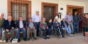 El Gobierno regional agradece el trabajo de las empleadas de la vivienda de mayores de Campillo de Altobuey
