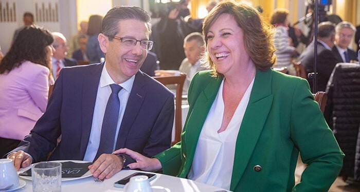 El Gobierno regional aprueba más de 3,6 millones de euros para la transformación digital del comercio minorista y un millón de euros para financiar pymes innovadoras 1 El Gobierno regional aprueba más de 3,6 millones de euros para la transformación digital del comercio minorista y un millón de euros para financiar pymes innovadoras