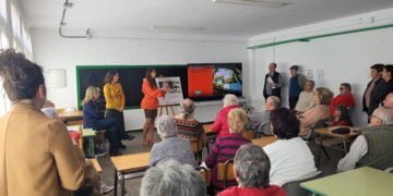 El Gobierno regional destinará 330.000 euros a la construcción de una vivienda de mayores en la localidad de Casas de Haro