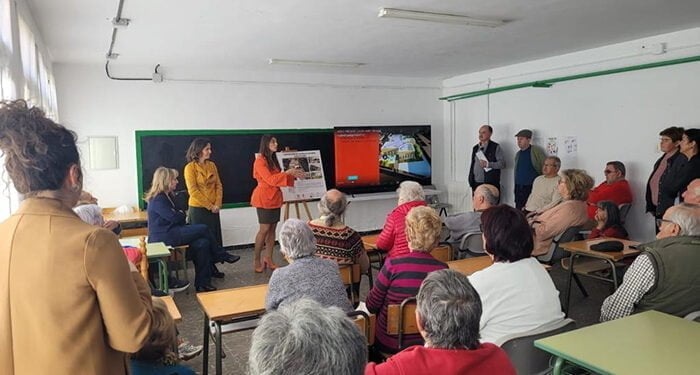 El Gobierno regional destinará 330.000 euros a la construcción de una vivienda de mayores en la localidad de Casas de Haro 1 El Gobierno regional destinará 330.000 euros a la construcción de una vivienda de mayores en la localidad de Casas de Haro