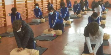 El IES Antonio Buero Vallejo acoge la clausura del proyecto Formación en Reanimación cardiopulmonar en las escuelas de Guadalajara
