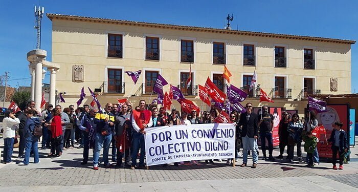 El personal laboral del ayuntamiento de Tarancón inicia con un amplio seguimiento las movilizaciones por su convenio colectivo