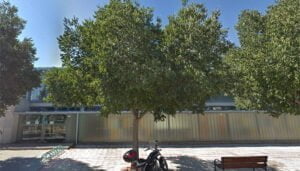 Fallece el niño de cinco años hallado inconsciente en una piscina climatizada de Azuqueca de Henares