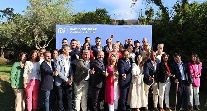 Guarinos “Orgullosa de una candidatura de personas ilusionadas y preparadas para acabar con el conformismo actual y comprometidas con la defensa y el futuro de nuestra ciudad”