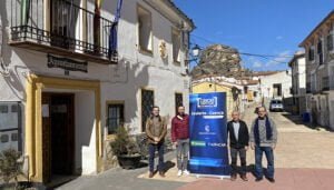 Invierte en Cuenca revisa con los representantes municipales de Huélamo sus posibilidades empresariales