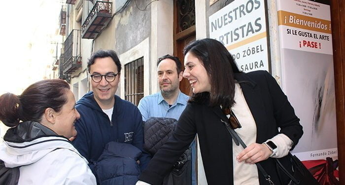 Jiménez apuesta por la acción básica en los ba-rrios, reducir tiempos de espera y la atención a las familias como ejes de su política social