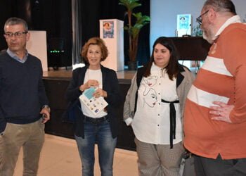Julia Navarro pone en Motilla del Palancar el broche de oro a la segunda edición de Los Libros Viajan por la Provincia
