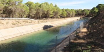 La CHT valla el perímetro del trasvase Tajo-Segura en El Picazo y Tébar para evitar el ahogamiento de animales