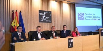 La Facultad de Ciencias Sociales de Cuenca celebra su 25 aniversario como referente de formación universitaria