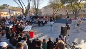 La juventud de Villanueva de la Torre disfruta con una nueva edición del festival de deporte y cultura urbana Urban Fest