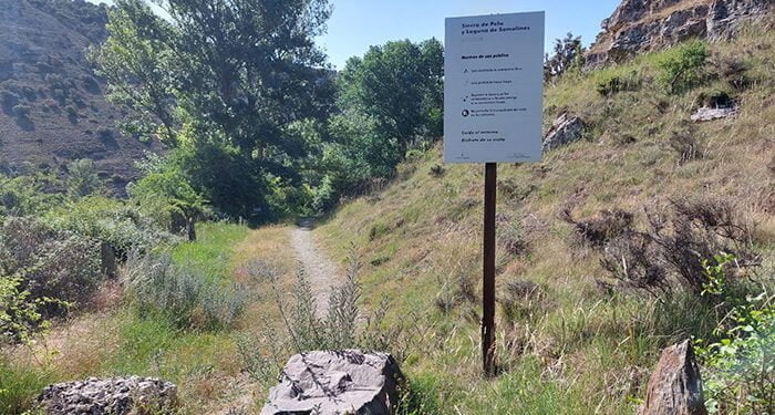 La Sierra de Pela y la Laguna de Somolinos Monumento natural
