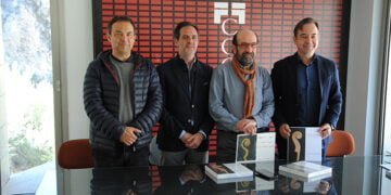 La Universidad de Castilla-La Mancha presenta el libro “Fotografiar la música”, de Santiago Torralba