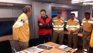 Las tareas de extinción durante la noche del incendio en el Alto Tajo han sido efectivas el fuego evoluciona favorablemente