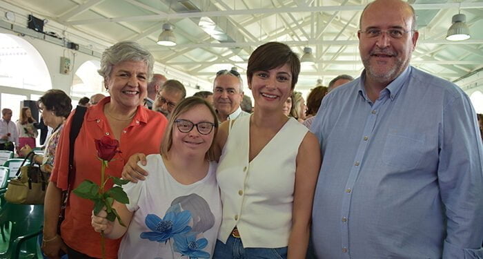 Martínez Guijarro: “Cuenca ha cogido velocidad de crucero para resolver problemas y no se puede volver a parar. Necesitamos que Darío siga siendo alcalde, y Emiliano presidente” 1 Martínez Guijarro “Cuenca ha cogido velocidad de crucero para resolver problemas y no se puede volver a parar. Necesitamos que Darío siga siendo alcalde, y Emiliano presidente”