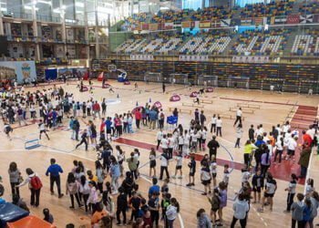 Más de un millar de niños y niñas de catorce centros escolares de la ciudad han participado en la actividad ‘Guadaolimpiada escolar’