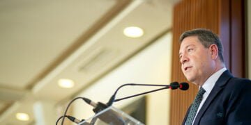 Page se reunirá en Bruselas con la comisaria de Cohesión y Reformas de la UE para avanzar en el acceso universal a la fibra óptica