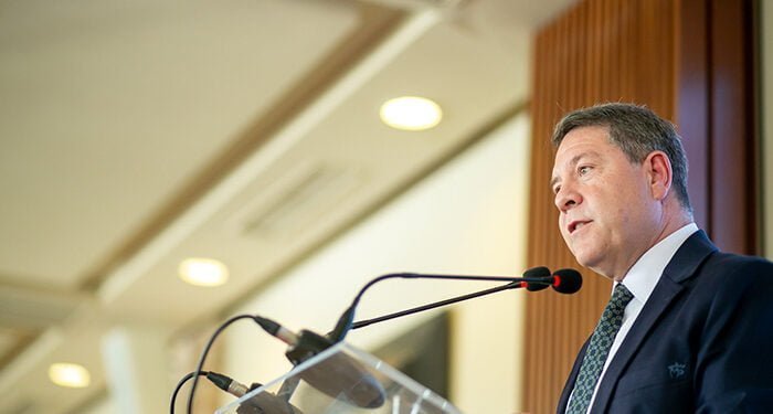 Page se reunirá en Bruselas con la comisaria de Cohesión y Reformas de la UE para avanzar en el acceso universal a la fibra óptica