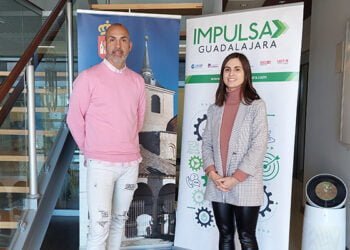 Quer destaca sus buenas comunicaciones y el sector 4 industrial en una reunión de trabajo con los técnicos de Impulsa Guadalajara